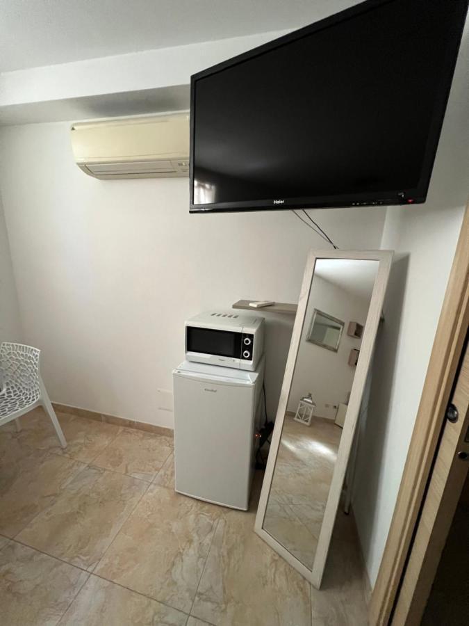 Готель Rena Bianca House Порто-Торрес Екстер'єр фото