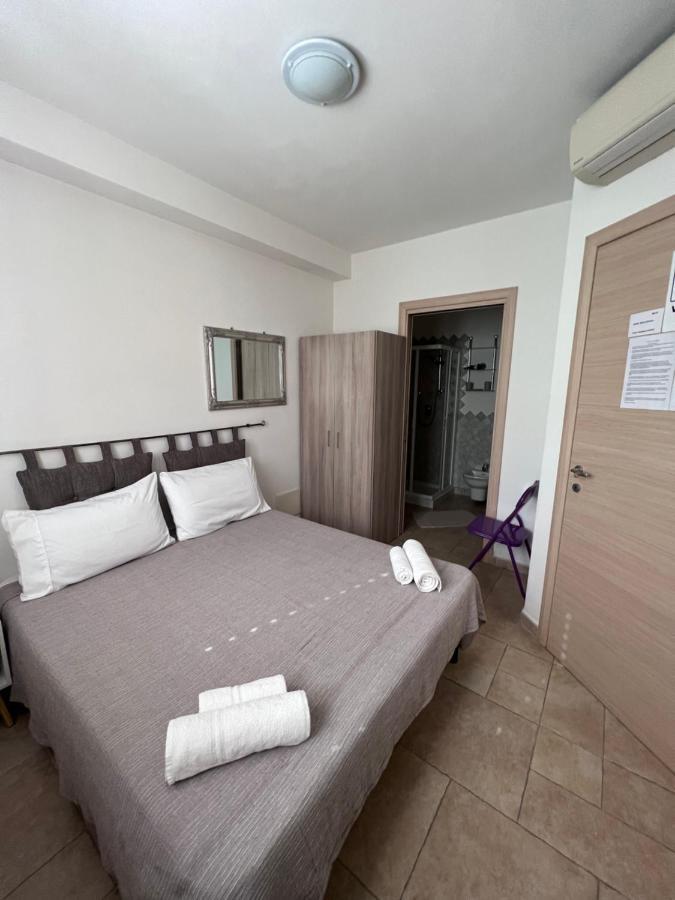 Готель Rena Bianca House Порто-Торрес Екстер'єр фото